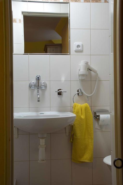 Hotel a Restaurace U Hrnčíře Kutná Hora Habitación foto